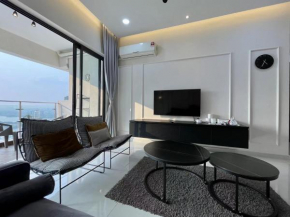 Modern Seaview Near CIQ Johor Bahru 3B3B